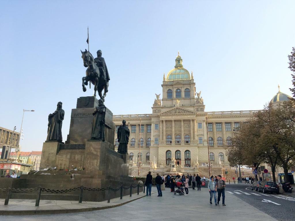 Prague Palace - Wenceslas Square Praga Exterior foto